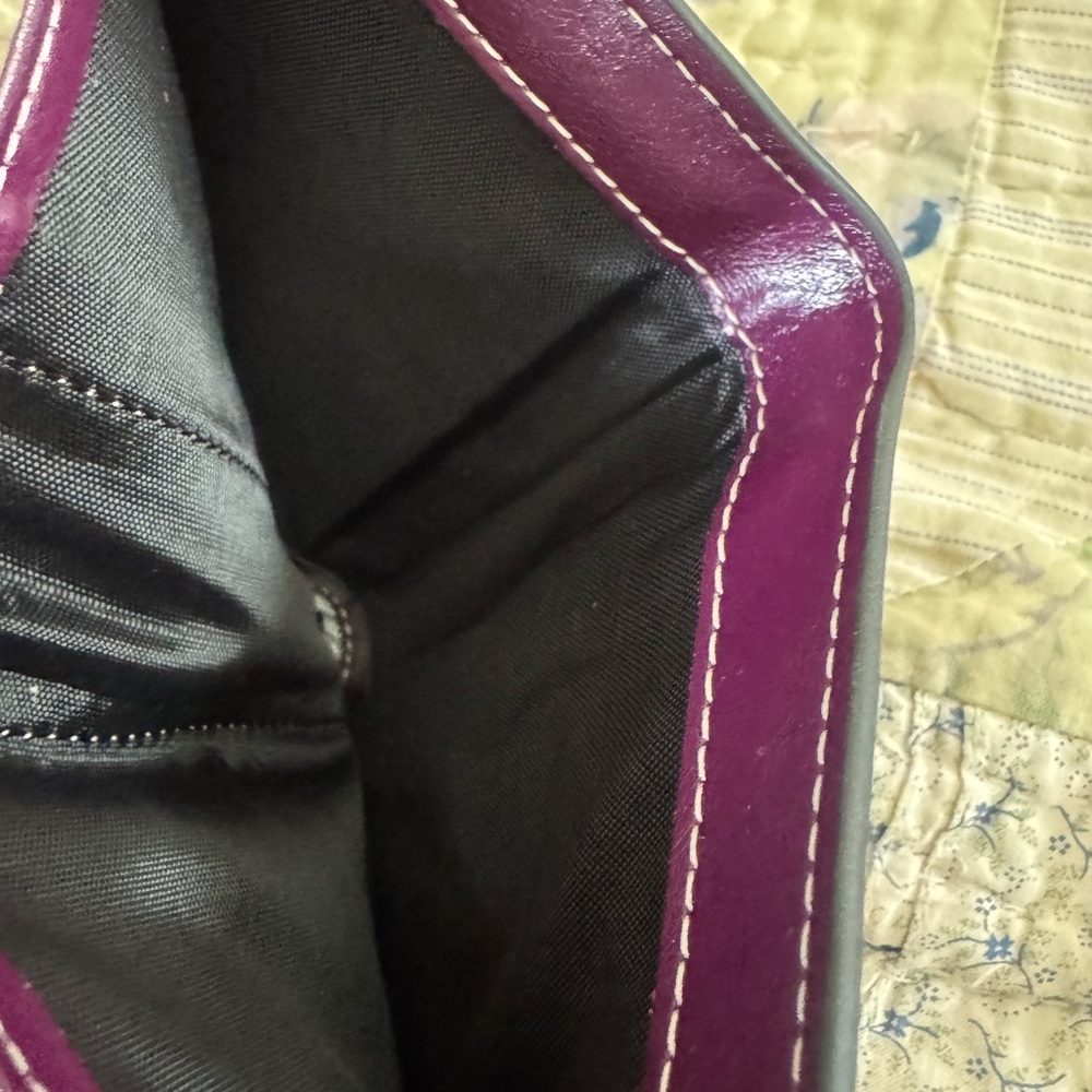 Elegant Purple Women's Wallet - FUNTOR - Picture 13 of 13